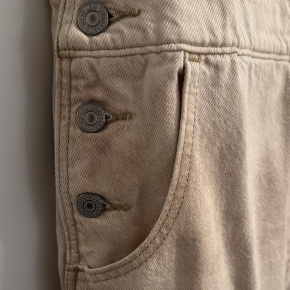Levi’s Overalls Tan - Picture 6 of 10